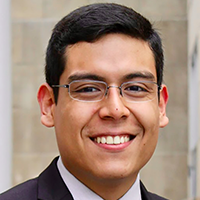 headshot of Marcos Duran, a former MD student at Feinberg